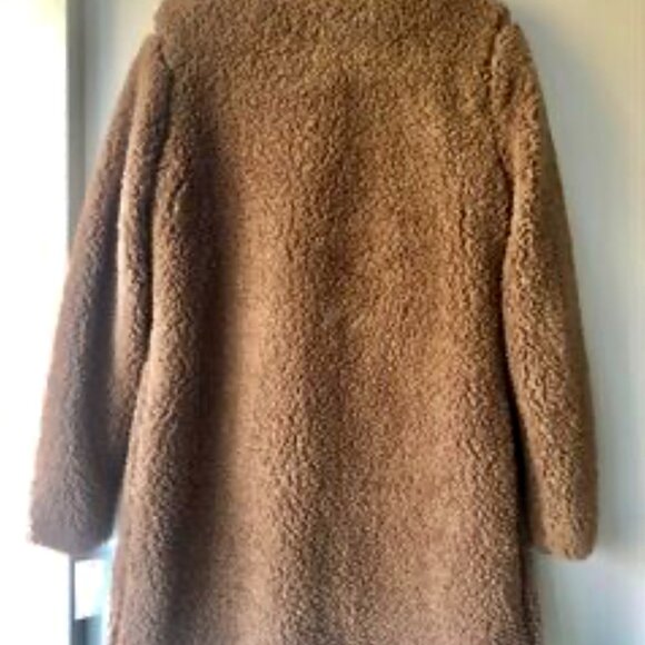 Brand new Size large teddy bear sweater jacket - Picture 6 of 6